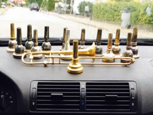 Trombone lesson: Commute by car and buzz – 10 tips